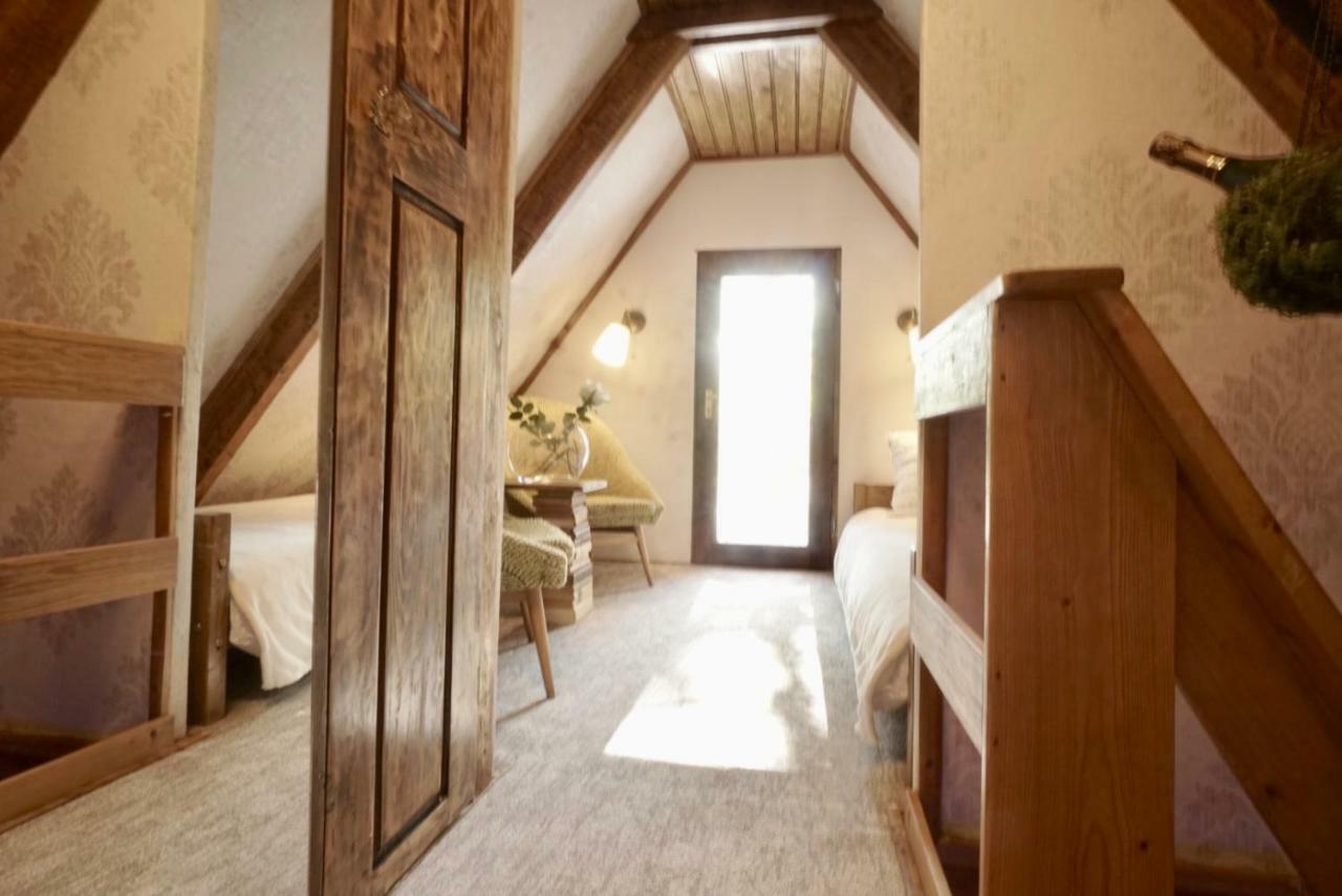 Nadi'S Holiday Home - Heart Of Woods, Szentendre Island Szigetmonostor 外观 照片