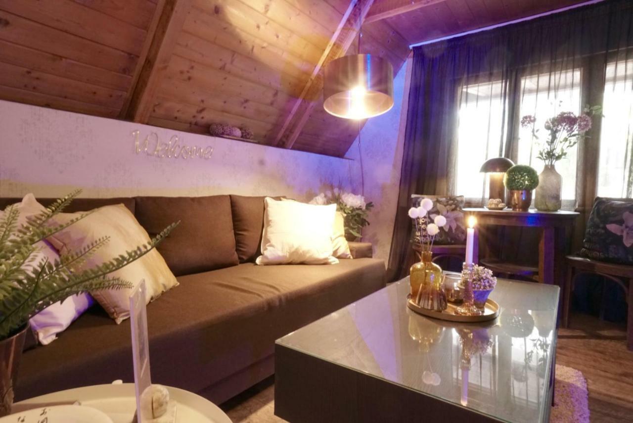 Nadi'S Holiday Home - Heart Of Woods, Szentendre Island Szigetmonostor 外观 照片